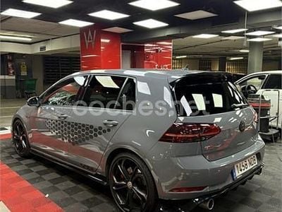 Usado VW Golf VII GTI 290 CV (213 kW) 2019 Gris / plata Berlina