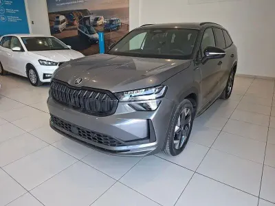 Nuevo Skoda Kodiaq SportLine 150 CV (110 kW) 2026 Gris / plata SUV