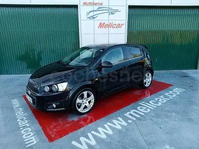 Usado Chevrolet Aveo LTZ 95 CV (69 kW) 2012 Negro Berlina