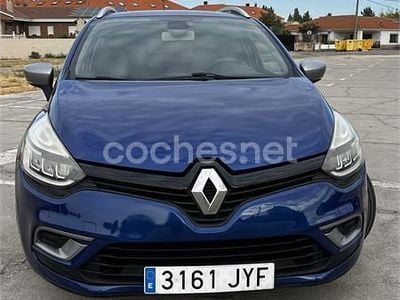 Usado Renault Clio GrandTour Zen 120 CV (88 kW) 2017 Azul Familiar