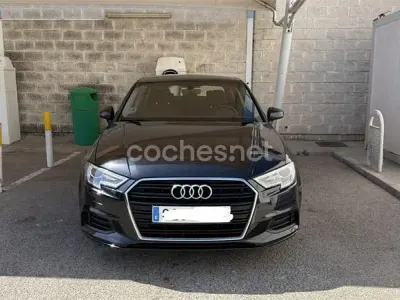 Usado Audi A3 116 CV (85 kW) 2017 Negro Berlina