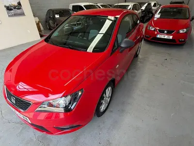 Usado Seat Ibiza SC Reference 85 CV (62 kW) 2014 Rojo Utilitario