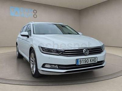 Usado VW Passat Sportline 180 CV (132 kW) 2018 Blanco Familiar