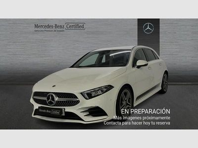 Usado Mercedes A180 AMG line 136 CV (100 kW) 2022 Blanco polar  pintura unicolor Utilitario