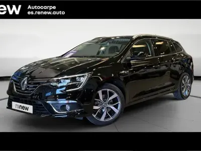 Usado Renault Mégane GrandTour Bose Edition 130 CV (95 kW) 2017 Negro Familiar