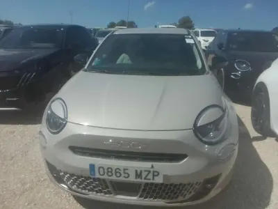 Usado Fiat 600 La Prima 101 CV (74 kW) 2025 SUV