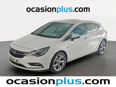 Usado Opel Astra Dynamic 110 CV (80 kW) 2016 Blanco Utilitario