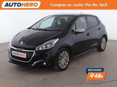 Usado Peugeot 208 Signature Sky 83 CV (61 kW) 2019 Negro Utilitario