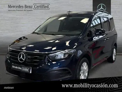 Usado Mercedes EQT200 89 kW (122 CV) 2025 Azul Monovolumen