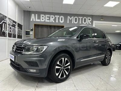 Gris / plata Usado 2020 VW Tiguan Advance SUV | 22.900 € (Buen precio)