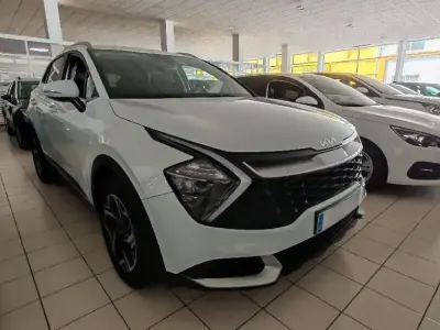 Usado Kia Sportage 115 CV (84 kW) 2022 Blanco SUV