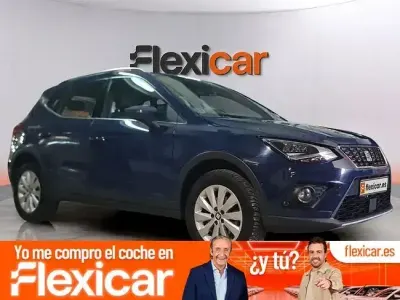 Usado Seat Arona Ecomotive 115 CV (84 kW) 2019 Azul SUV