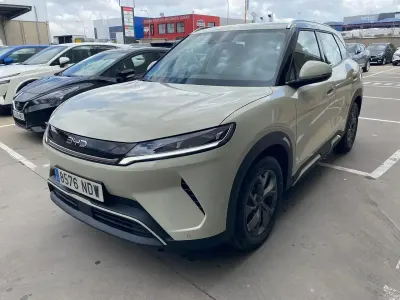 Begagnad BYD Atto 2 Boost 130 kW (177 HK) 2025 Grön SUV
