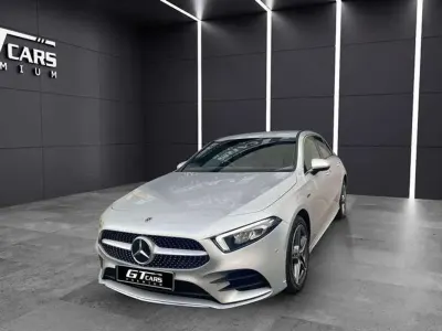 Usado Mercedes A250 AMG 218 CV (160 kW) 2022 Plateado Berlina