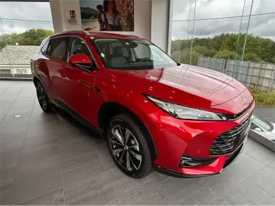 Nuevo MG HS Luxury 339 CV (249 kW) 2025 Rojo SUV