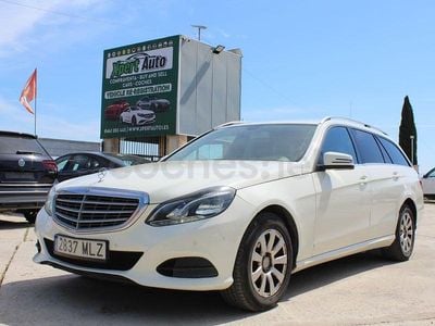 Käytetty Mercedes E200 Avantgarde 136 HP (100 kW) 2014 Valkoinen Farmari