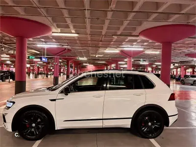 Usado VW Tiguan R-line 150 CV (110 kW) 2019 Blanco SUV