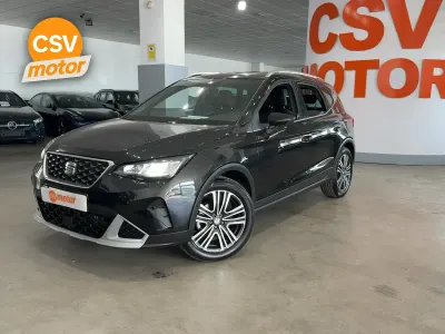 Usado Seat Arona Xperience 116 CV (85 kW) 2025 Negro SUV