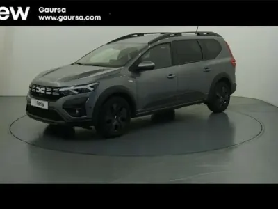 Usado Dacia Jogger Expression 101 CV (74 kW) 2025 Gris Monovolumen