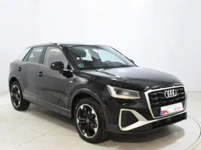 Usado Audi Q2 110 CV (80 kW) 2024 Negro SUV