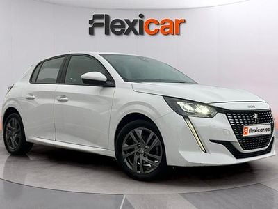 Begagnad Peugeot 208 Active 101 HK (74 kW) 2021 Vit Halvkombi