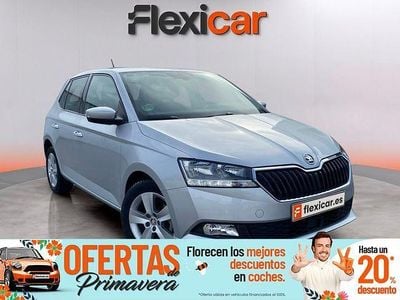 Usado Skoda Fabia Ambition 95 CV (69 kW) 2020 Gris
