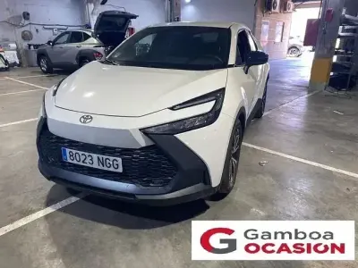 Usado Toyota C-HR Advance 140 CV (102 kW) 2025 Blanco SUV