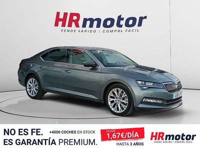 Usado Skoda Superb Style 150 CV (110 kW) 2022 Gris Familiar