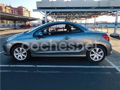 Gris / plata Usado 2008 Peugeot 207 CC Descapotable | 4250 € (Precio justo)