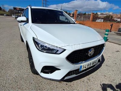 Usado MG ZS Luxury 111 CV (81 kW) 2023 Blanco SUV