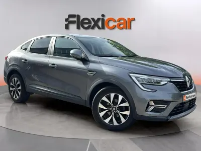Usado Renault Arkana Zen 140 CV (102 kW) 2022 Gris SUV