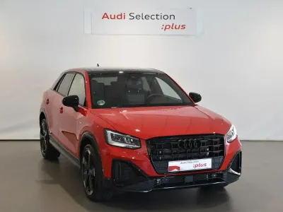 Usado Audi Q2 S-Line 150 CV (110 kW) 2024 Rojo SUV