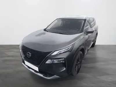Usado Nissan X-Trail Tekna 204 CV (150 kW) 2024 Gris / plata SUV