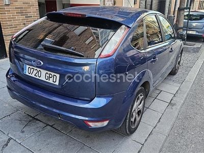 Azul Usado 2009 Ford Focus Trend Berlina | 3200 € (Precio justo)