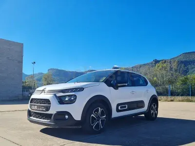 Brugt Citroën C3 Feel 102 HK (75 kW) 2021 Hvid Hatchback
