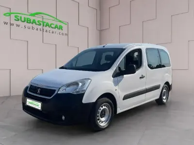 Usado Peugeot Partner Tepee Access 75 CV (55 kW) 2018 Blanco Monovolumen