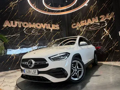 Usado Mercedes GLA200 150 CV (110 kW) 2021 Blanco SUV
