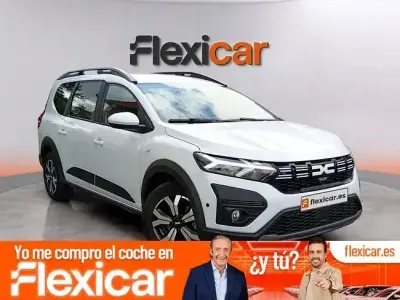 Usado Dacia Jogger Expression 100 CV (73 kW) 2023 Blanco Monovolumen