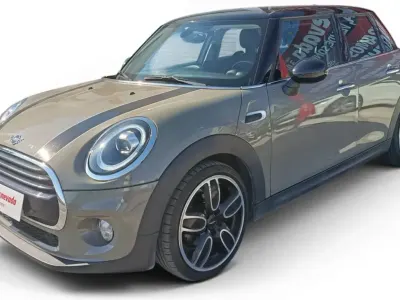 Usado Mini Cooper D 116 CV (85 kW) 2019 Verde Utilitario