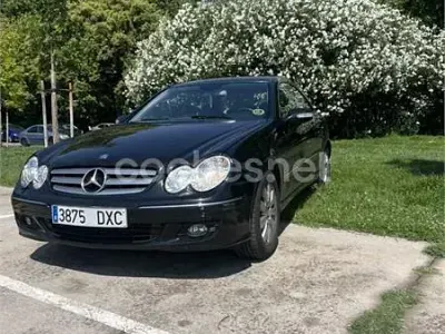 Usado Mercedes CLK220 Elegance 150 CV (110 kW) 2006 Negro Coupe