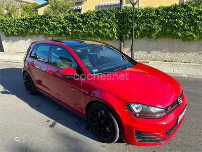 Usado VW Golf VII GTI 230 CV (169 kW) 2015 Rojo Berlina