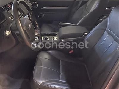 Land Rover Discovery 5