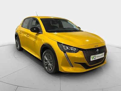 Amarillo Usado 2023 Peugeot e-208 Active Utilitario | 19.950 € (Buen precio)