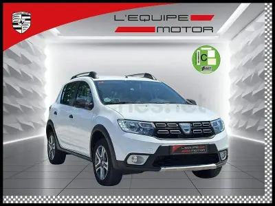 Usado Dacia Sandero Stepway 90 CV (66 kW) 2017 Blanco Berlina