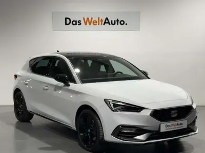 Usado Seat Leon FR 204 CV (150 kW) 2025 Blanco Utilitario