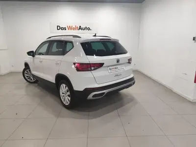 Usado Seat Ateca Style 150 CV (110 kW) 2025 Blanco SUV