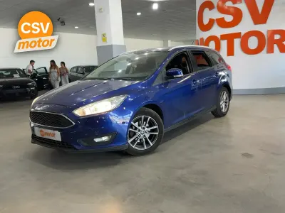 Usado Ford Focus Titanium 125 CV (91 kW) 2018 Azul Berlina