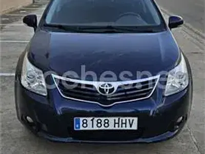 Usado Toyota Avensis Advance 150 CV (110 kW) 2012 Negro Berlina