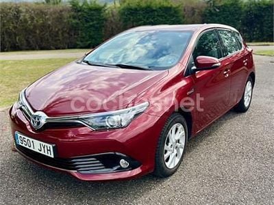 Toyota Auris Hybrid