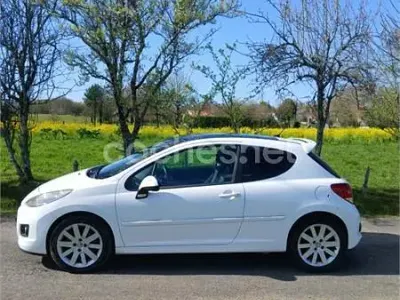Usado Peugeot 207 Sport 112 CV (82 kW) 2010 Blanco Berlina